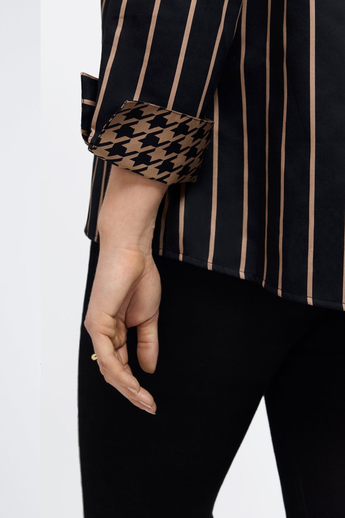 #color_black & almond