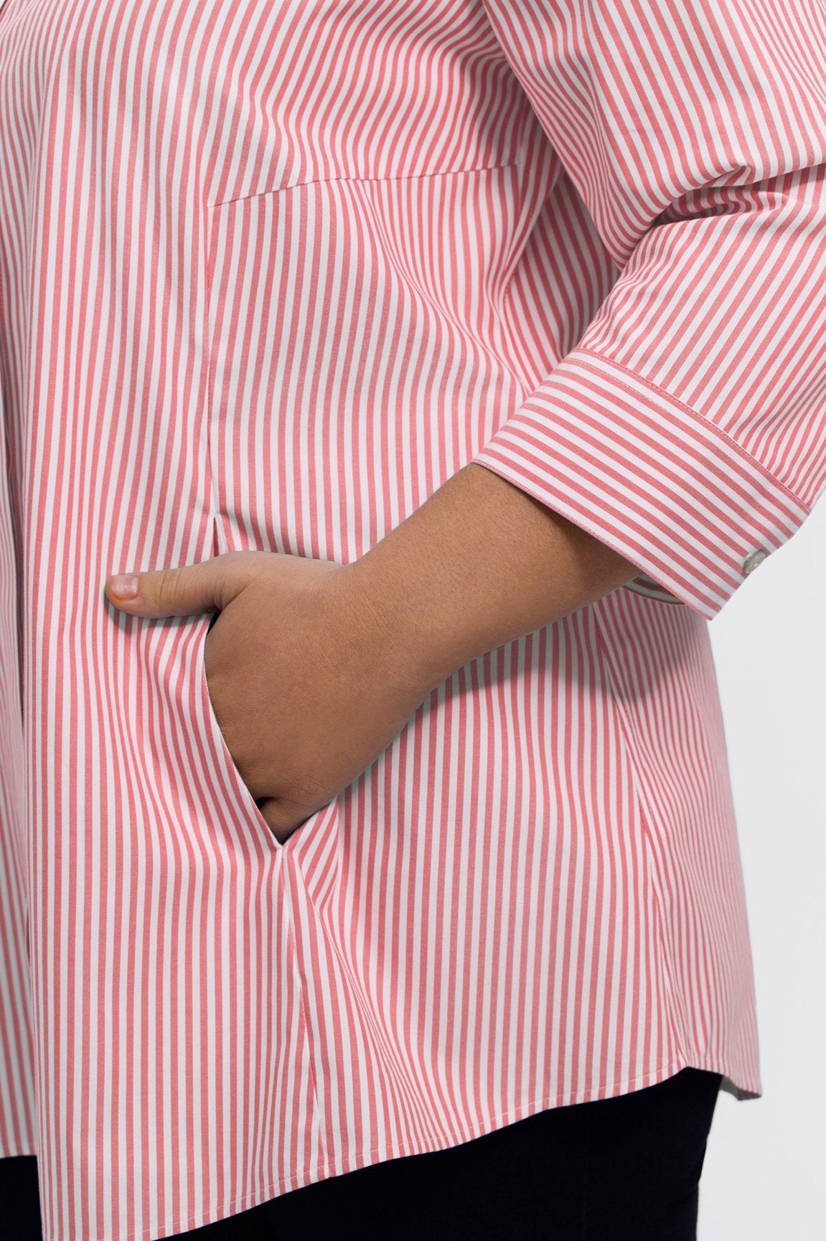 #color_coral reef pinpoint stripe