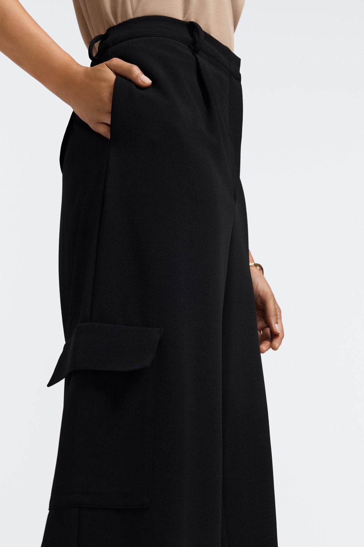 Elizabeth Knit Crepe Cargo Pants