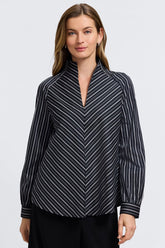 #color_black & white wide stripe