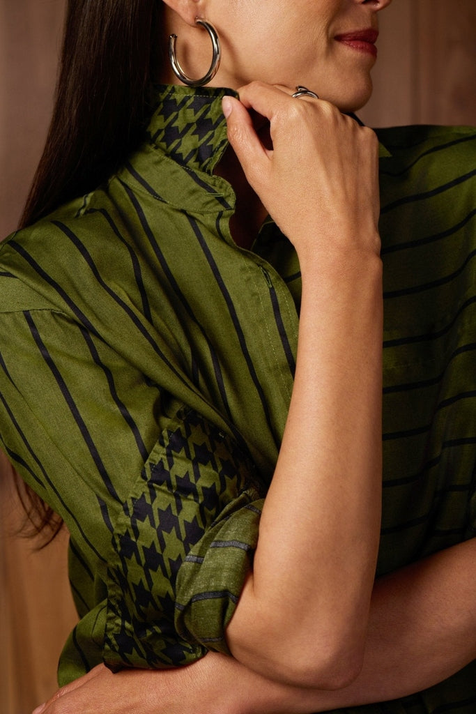 #color_basil & black