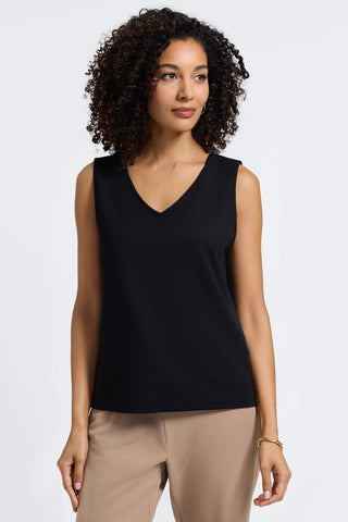 V-Neck of the Callie reversible sleeveless tank in #color_black