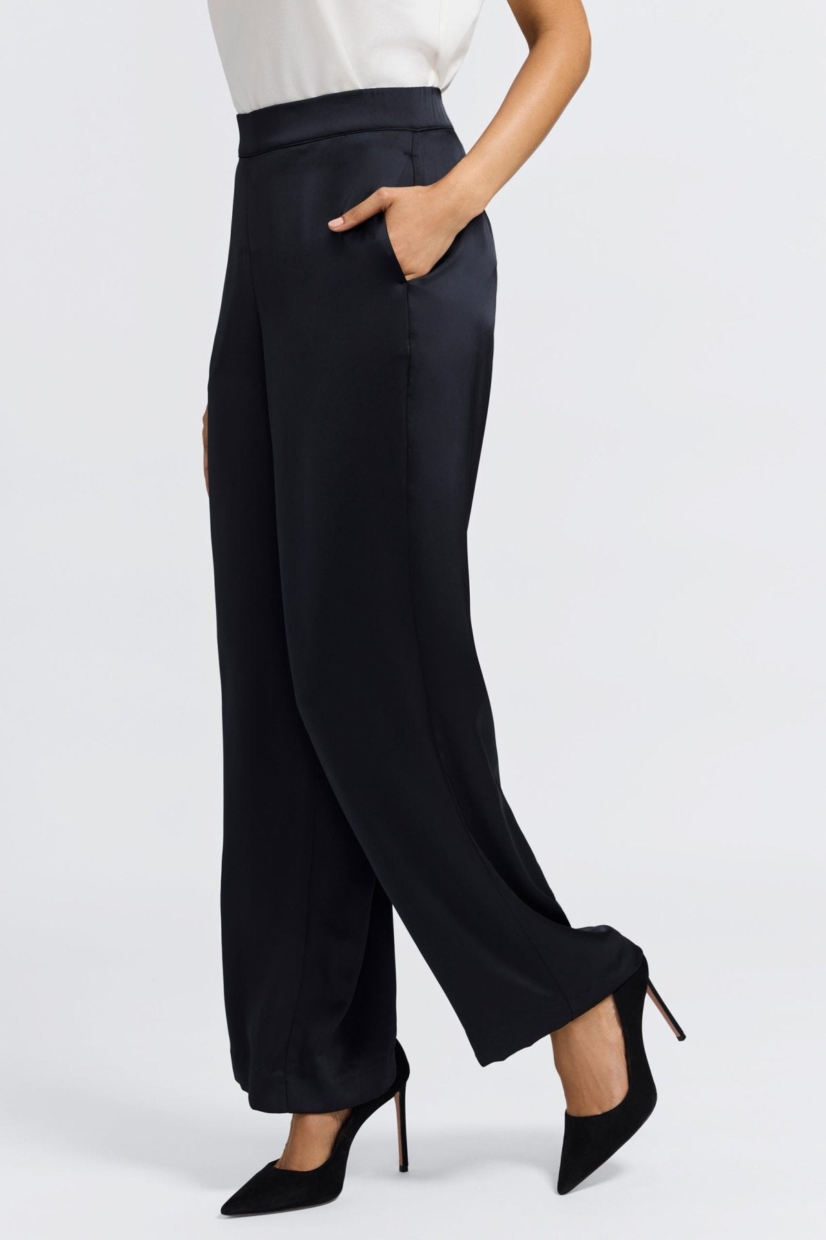 Hostess Beyond Silk Pull on Pant- Foxcroft