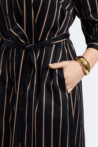#color_black & almond