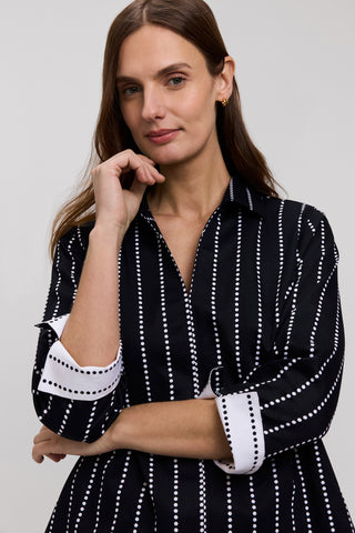 #color_black_white_stripe
