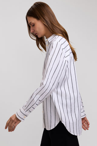 #color_white_black_stripe