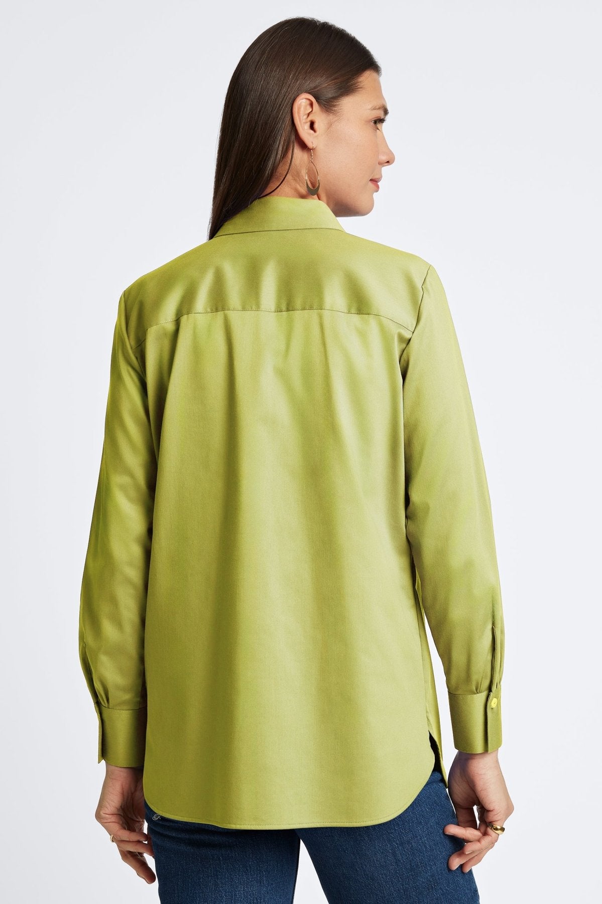 Stylish green Foxcroft no-iron shirt, modeled for comfort and timeless fashion.
