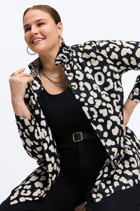 Carolina Plus Cheetah Shirt Long Sleeve Jacket