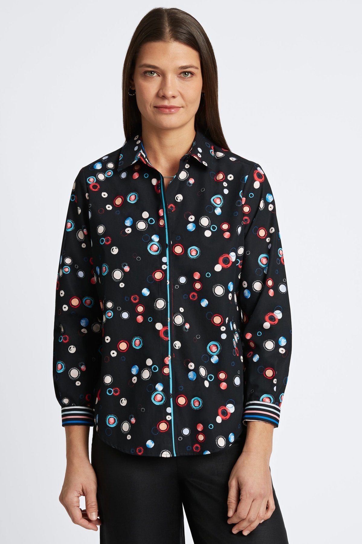 Stylish abstract patterned no-iron Foxcroft shirt, tailored for comfort and effortless style.
