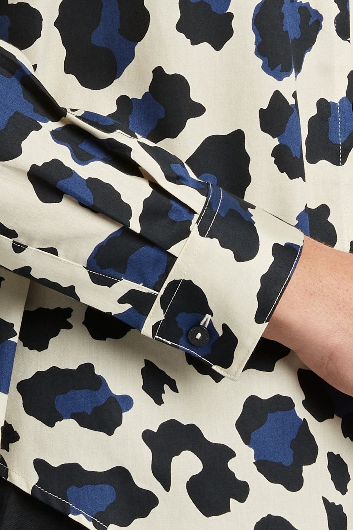 Charlie Large Cheetah With Border Long Sleeve Shirt