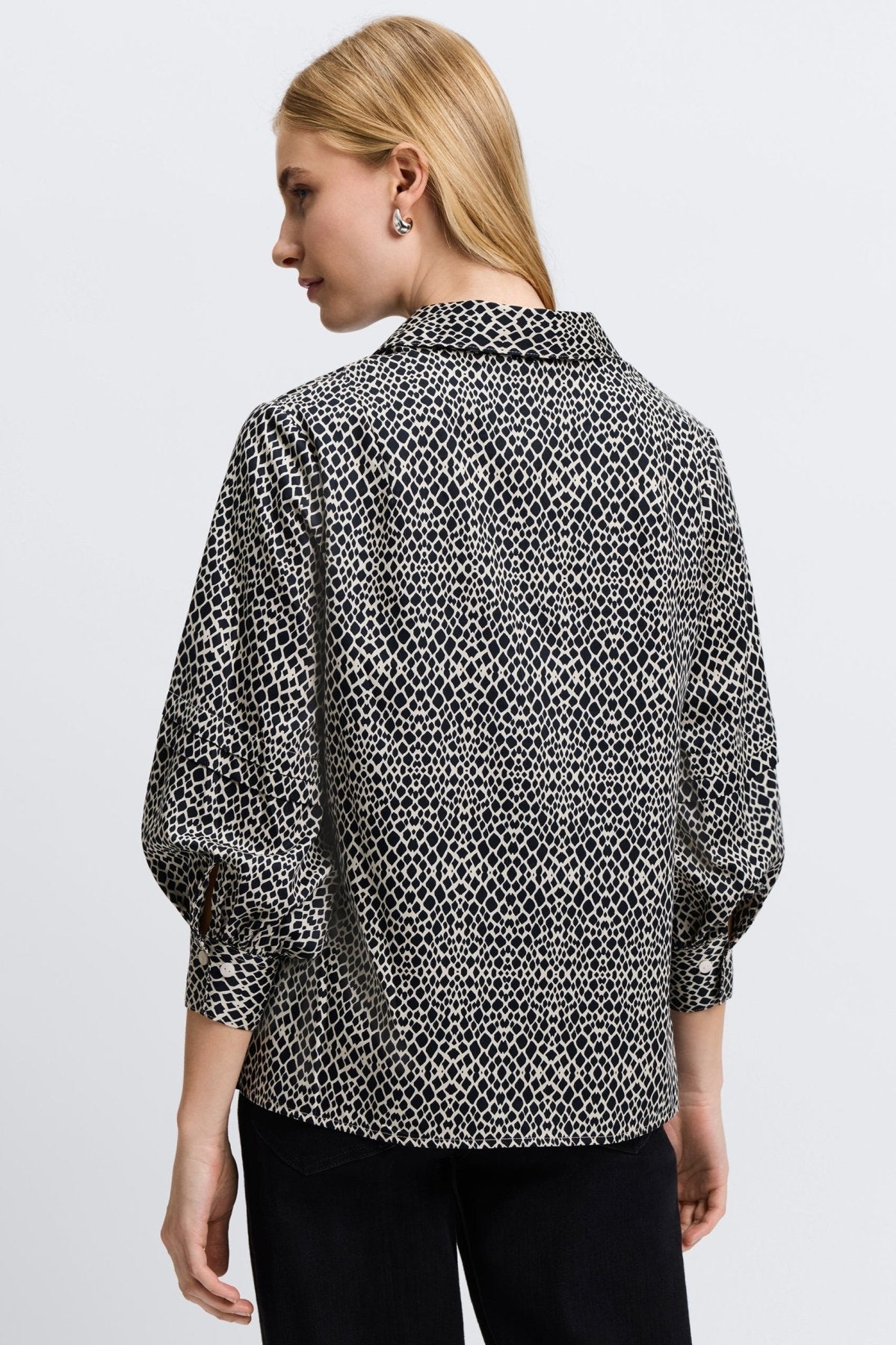 Frankie Abstract Snakeskin 3/4 Sleeve Popover Shirt