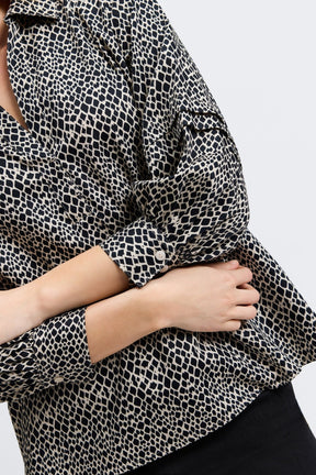 Frankie Abstract Snakeskin 3/4 Sleeve Popover Shirt