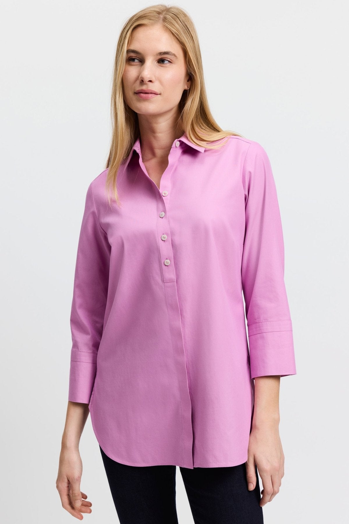Madison No Iron Pinpoint 3/4 Sleeve Tunic