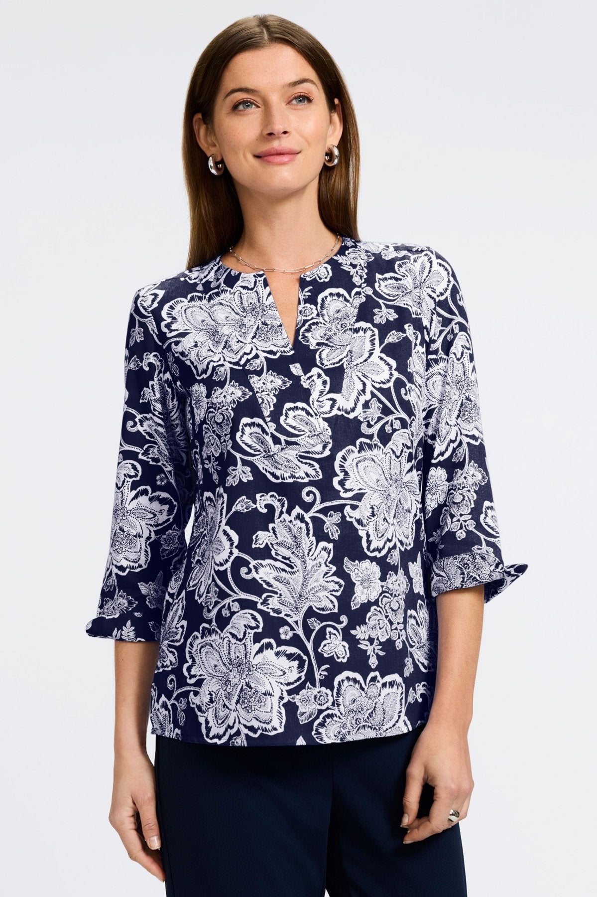 Vena Woodblock Floral 3/4 Sleeve Popover Shirt