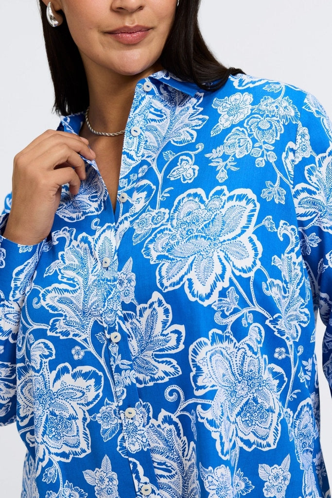 #color_cobalt blue/white woodblock floral