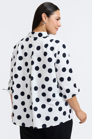 #color_white and black dot