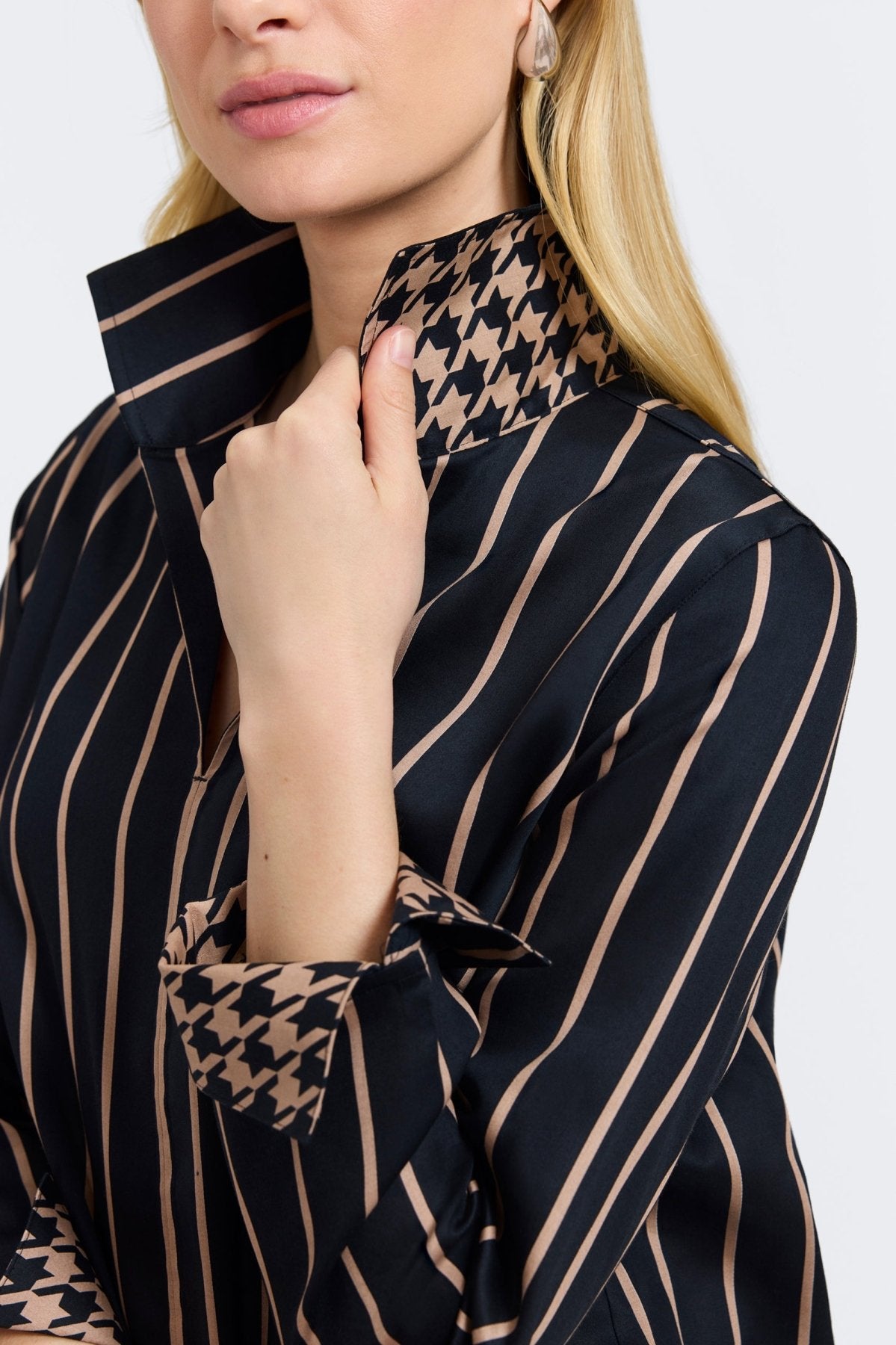 #color_black & almond