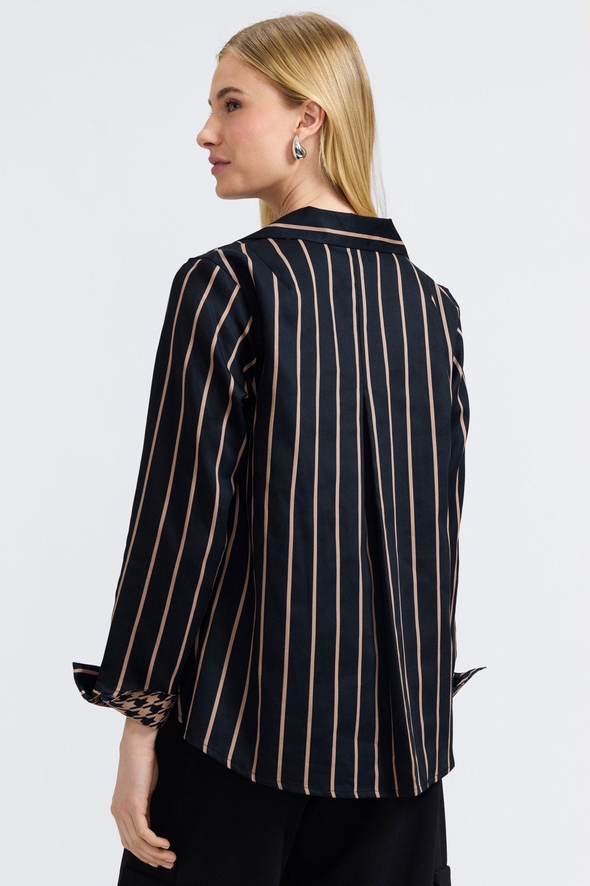 #color_black & almond