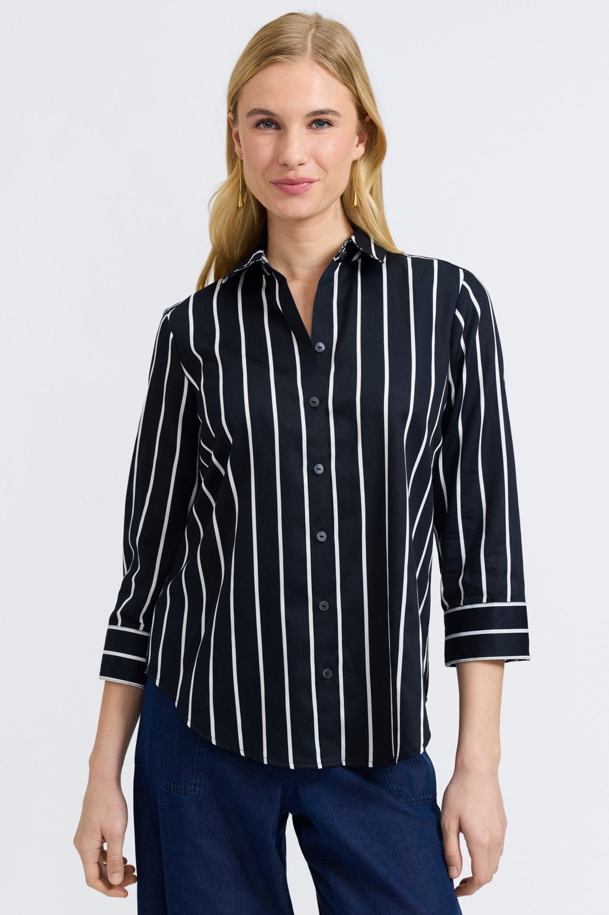 #color_black & white