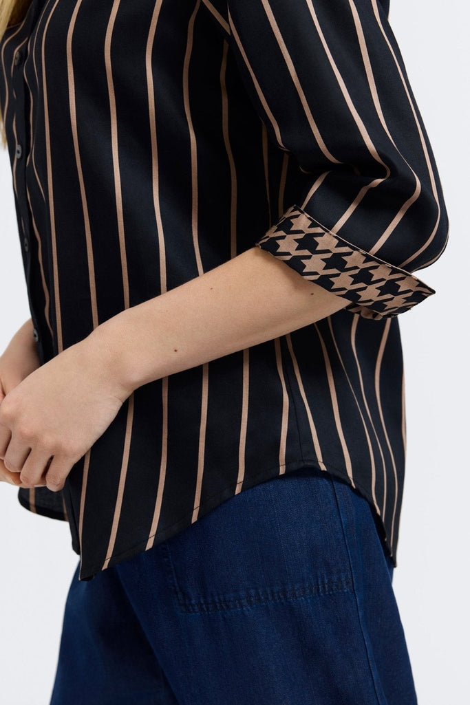 #color_black & almond