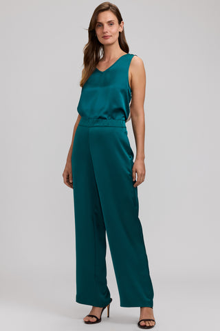 Hostess Beyond Silk Pull on Pant