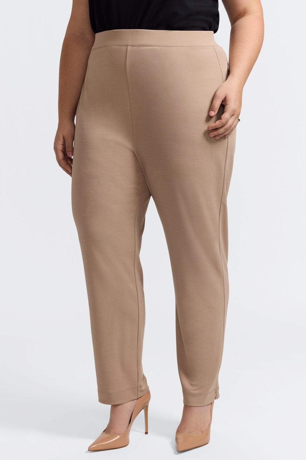 Louisa Plus Knit Crepe Ankle Pants