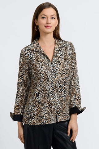 Foxcroft Agnes blouse in playful animal print with flattering fit