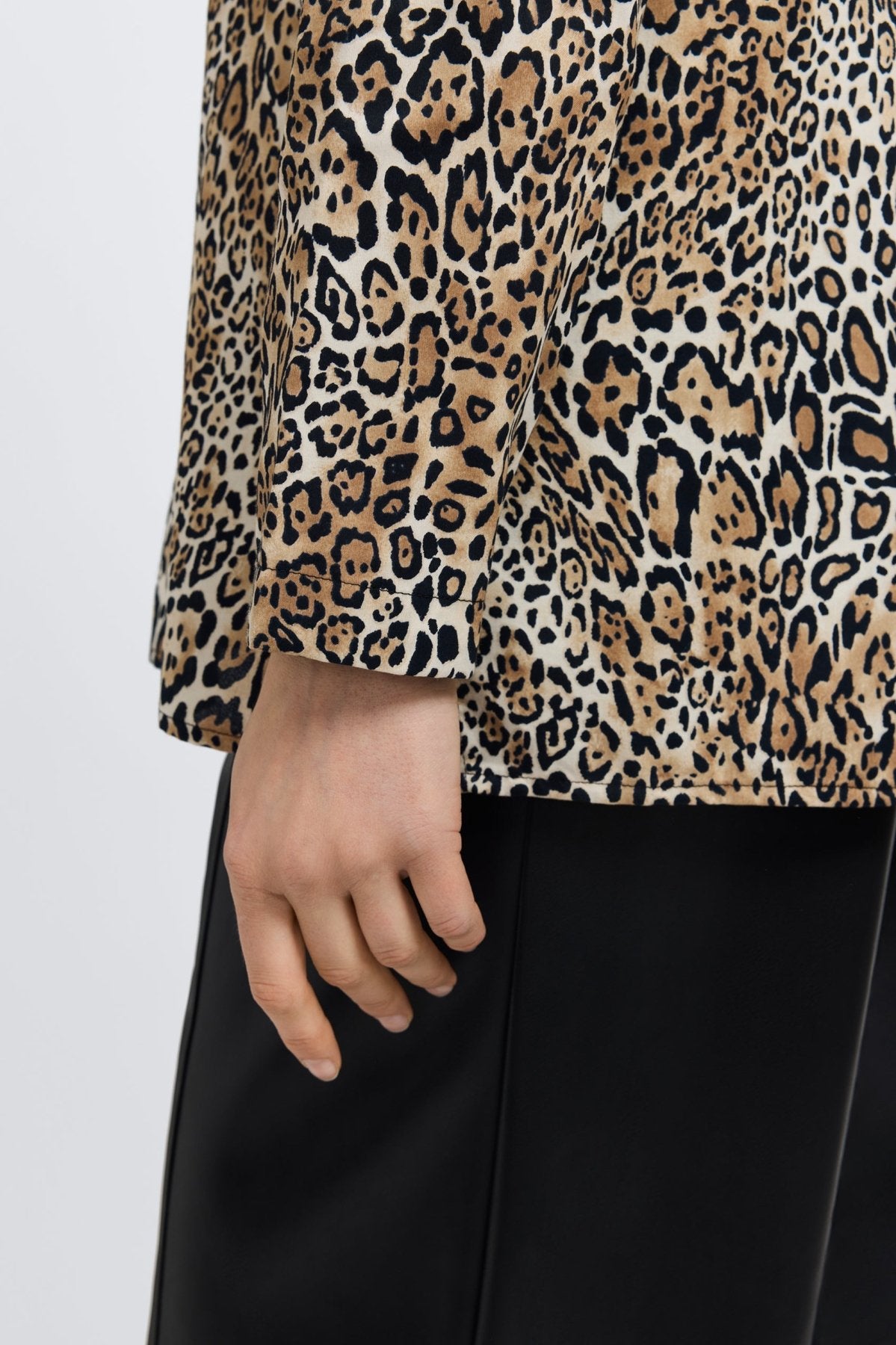 Carolina Playful Animal Long Sleeve Shirt Jacket