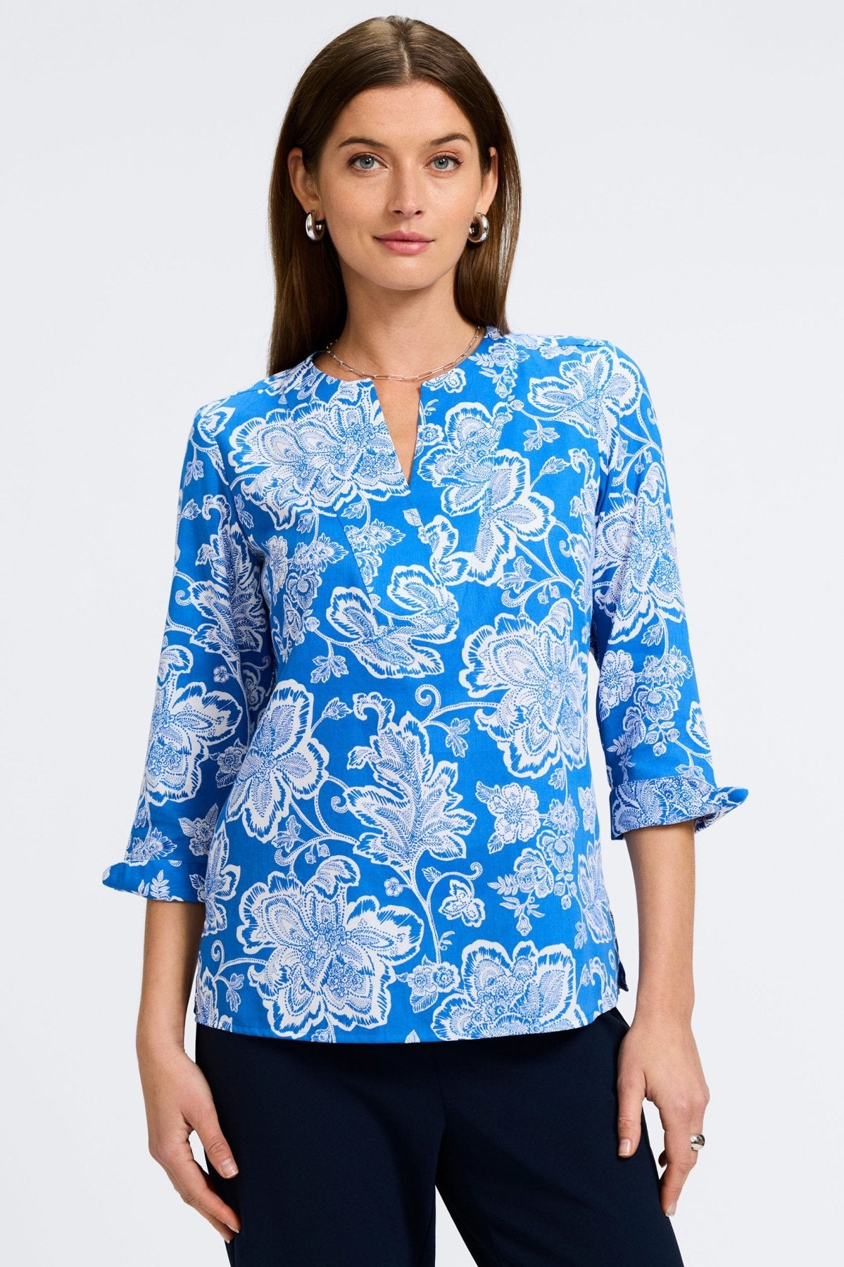 Vena Woodblock Floral 3/4 Sleeve Popover Shirt