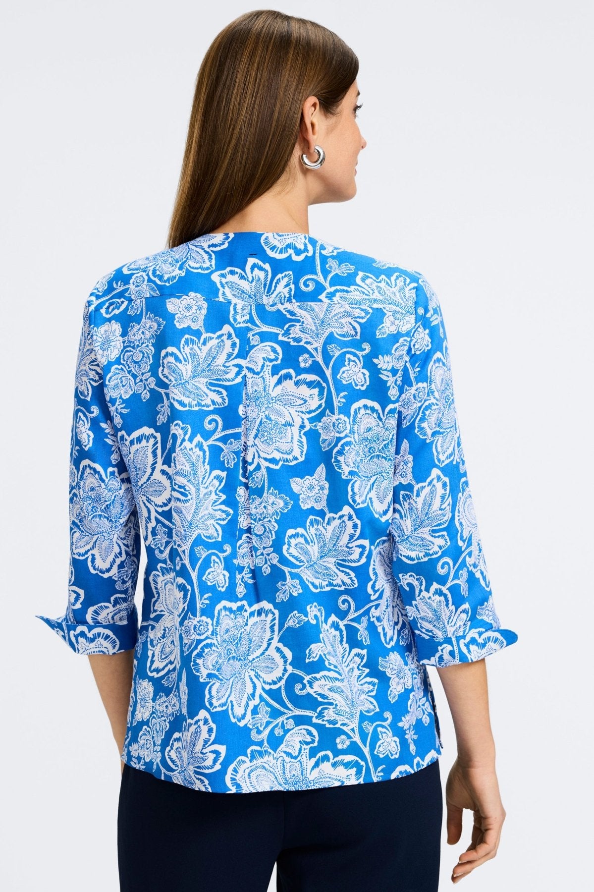 Vena Woodblock Floral 3/4 Sleeve Popover Shirt
