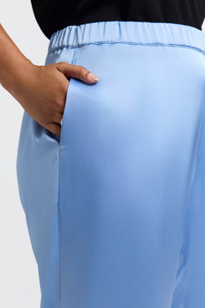 Hostess Plus Beyond Silk Pull on Pant
