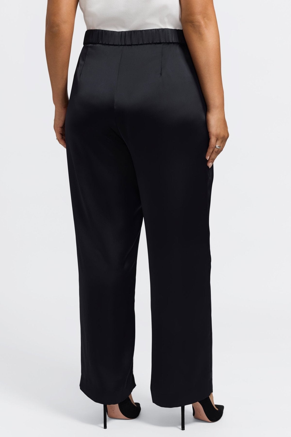 Hostess Plus Beyond Silk Pull on Pant