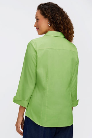 Rear view of the Taylor pinpoint 3/4 sleeve shirt in #color_mojito