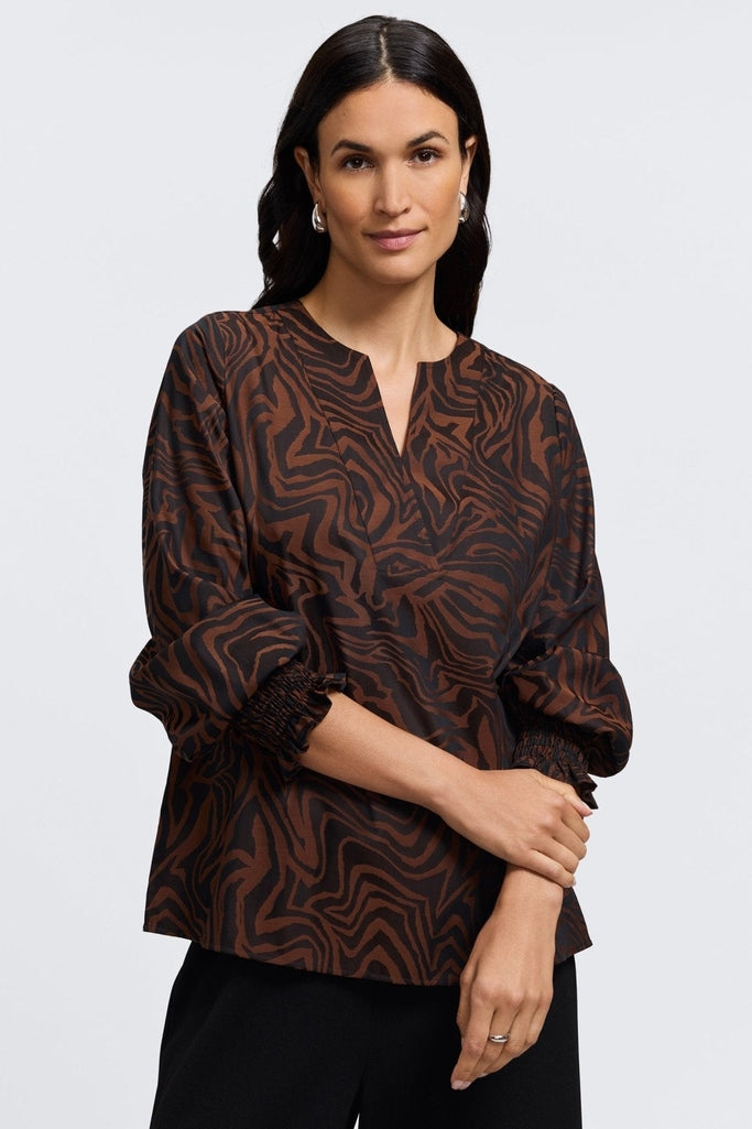 Alicia Zebra Jacquard Long Sleeve Popover Shirt