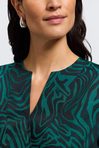 #color_green zebra jacquard