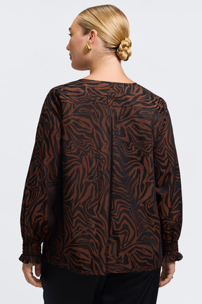 Alicia Plus Zebra Jacquard Long Sleeve Popover Shirt