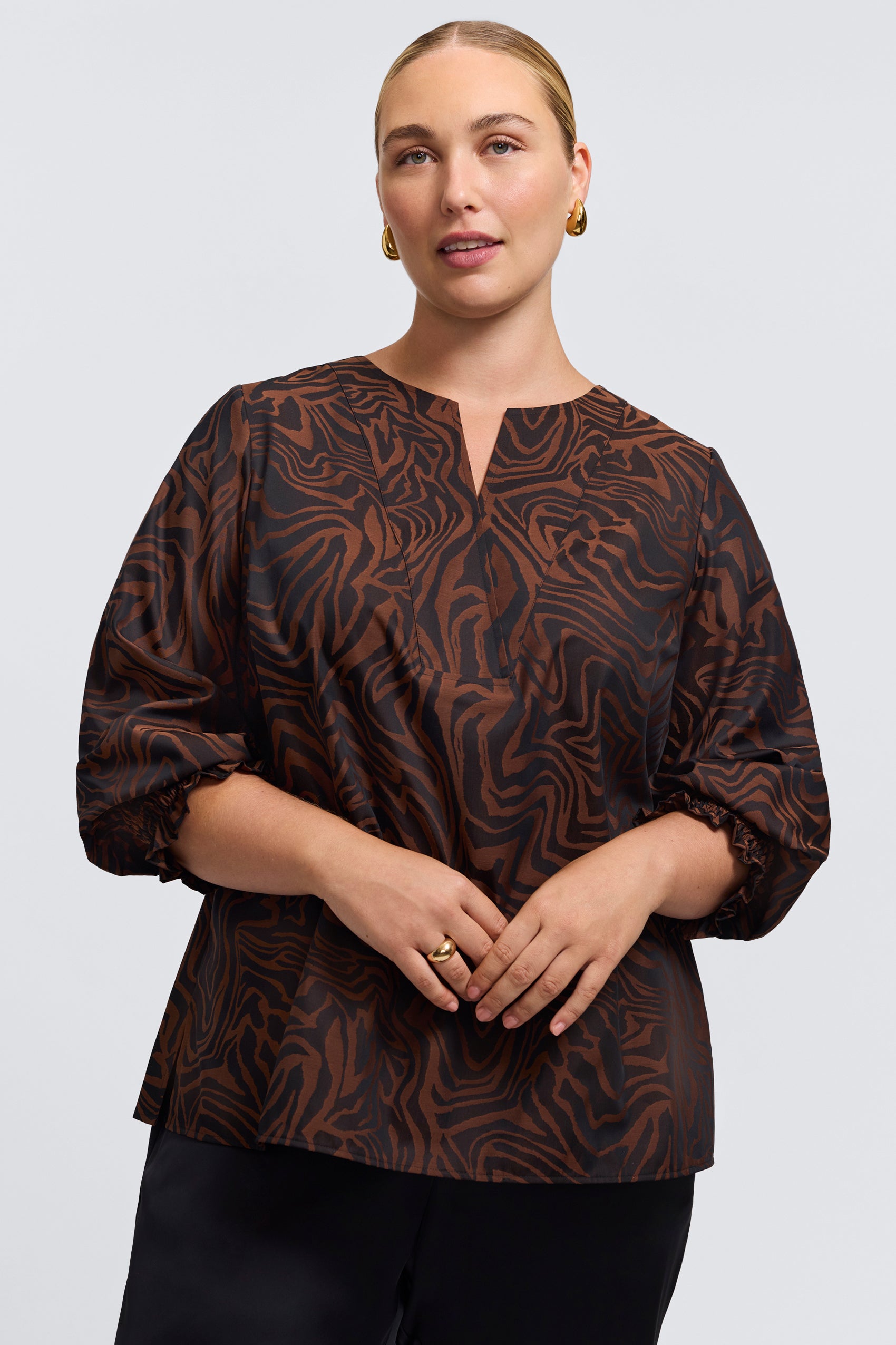 Alicia Plus Zebra Jacquard Long Sleeve Popover Shirt