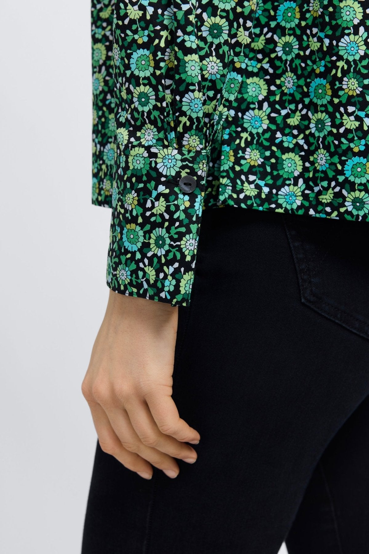 Bella Geo Floral Long Sleeve Popover Shirt