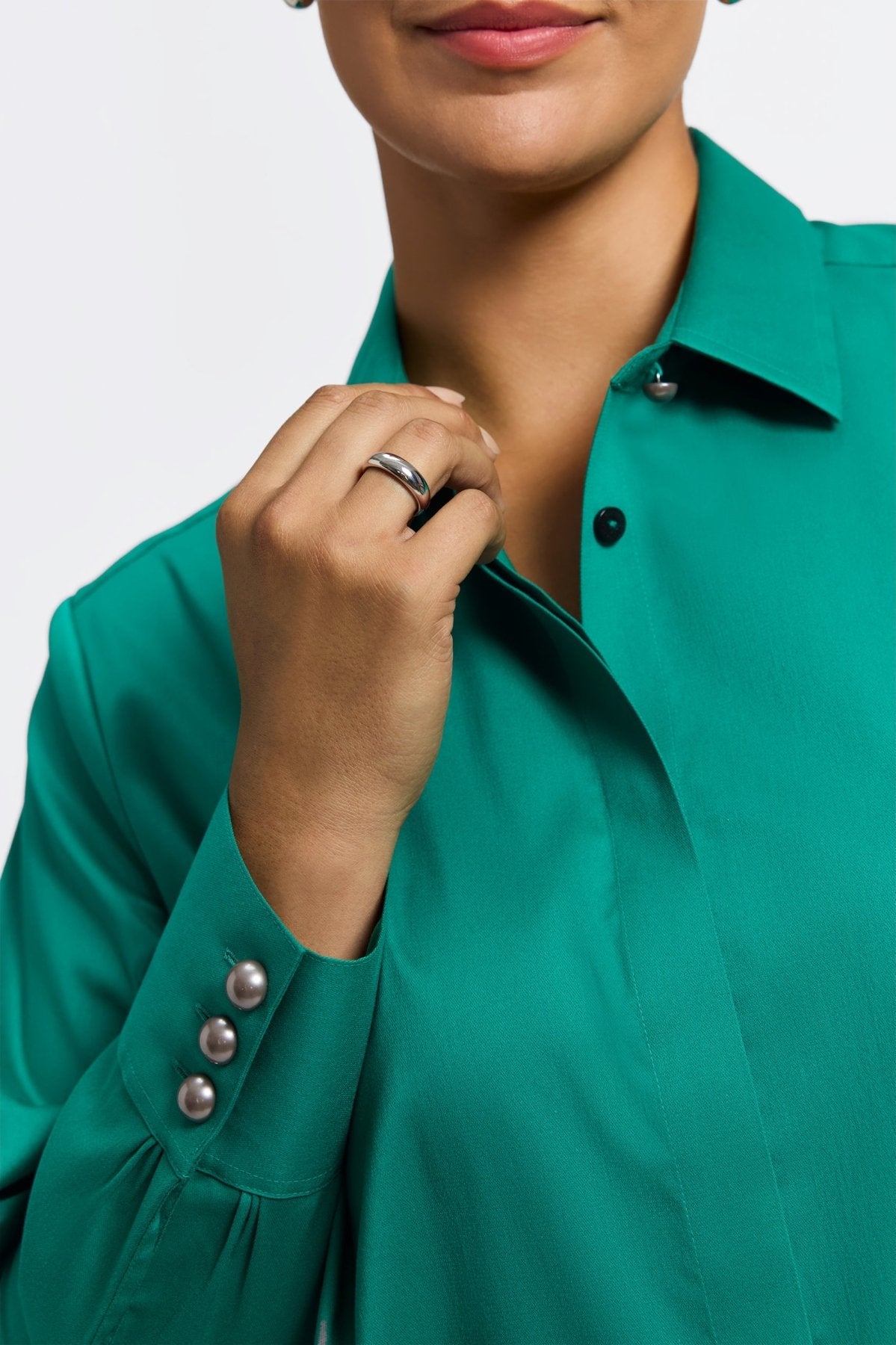 Pearl Plus No Iron Stretch Matte Sateen Long Sleeve Shirt