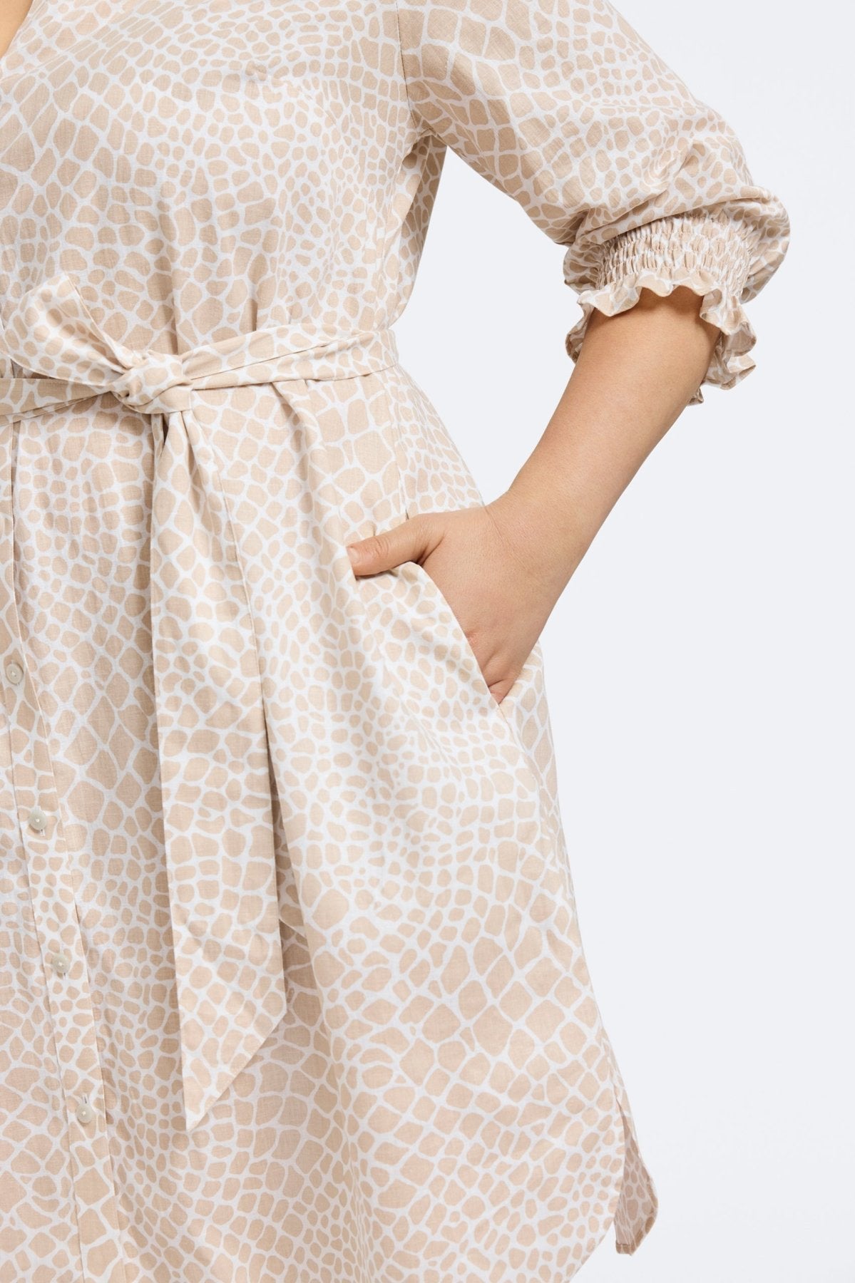 Abby Plus Linen Giraffe 3/4 Sleeve Dress