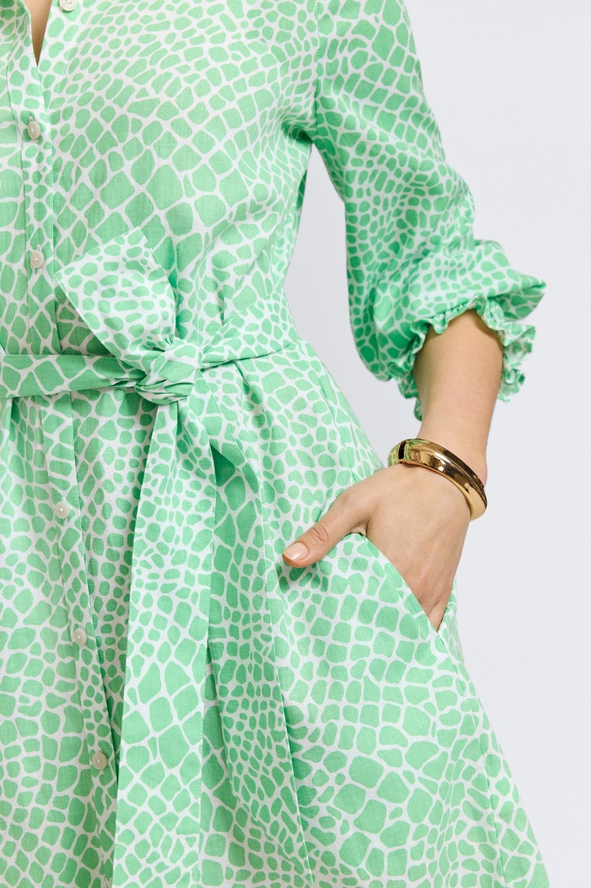 #color_new leaf giraffe pattern