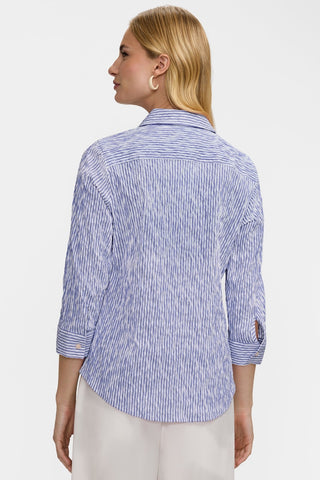 #color_white/blue crinkle jacquard