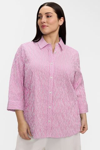 #color_white/pink crinkle jacquard