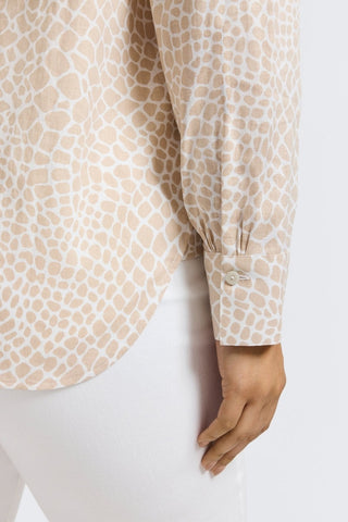 #color_flax giraffe pattern