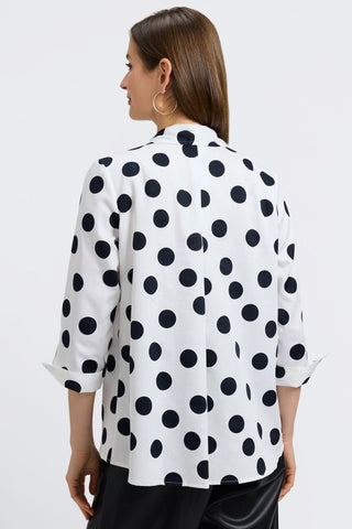 #color_white and black dot