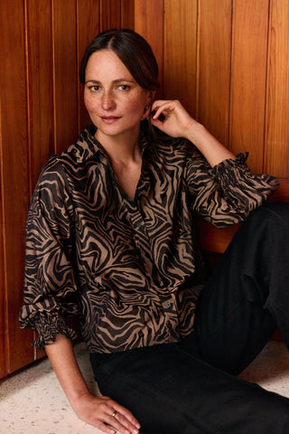 Vivienne Zebra Jacquard Long Sleeve Short Shirt