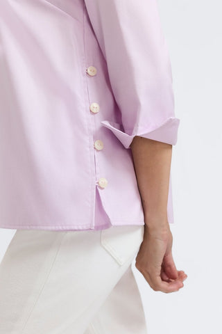 close up view of the side buttons and 3/4 sleeve on the Beatrice Cavalry Twill 3/4 Sleeve Shirt #color_orchid bouquet cavalry twill