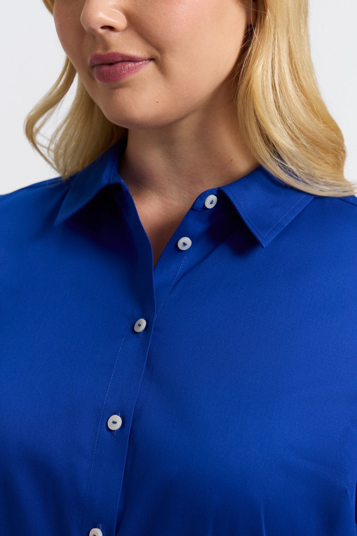 Avril Plus Stretch Matte Sateen Long Sleeve Shirt