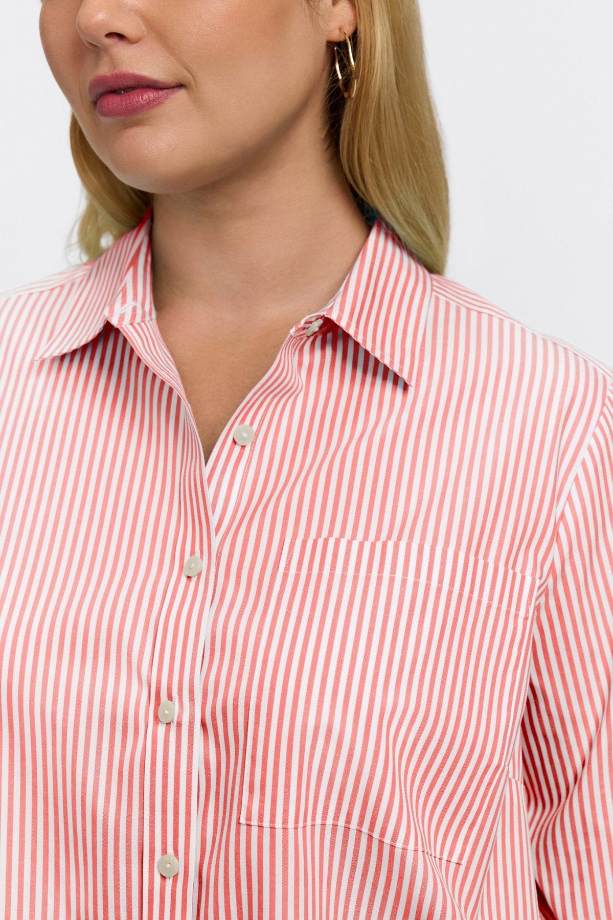 #color_coral reef pinpoint stripe